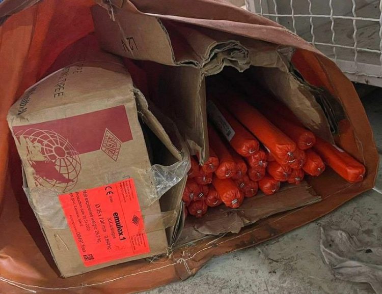 Ndalohen rreth 300 kilogramë ek*sploziv në Vërmicë (VIDEO)