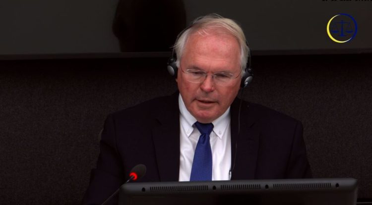 Hill thotë se vetëm nga Millosheviqi i dëgjoi pretendimet se Thaçi ka kryer tor*tura