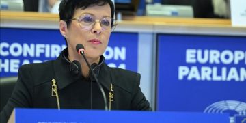 Shefja e zgjerimit: BE-ja duhet të ruhet nga kandidatët “Kuaj të Trojës”