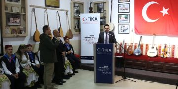 TIKA vazhdon mbështetjen për kulturën dhe të rinjtë në Kosovë