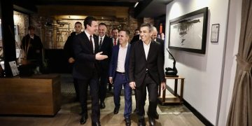 Kurti takon VLEN-in në Maqedoni të Veriut, Mexhiti: Biseduam për zhvillimet politike