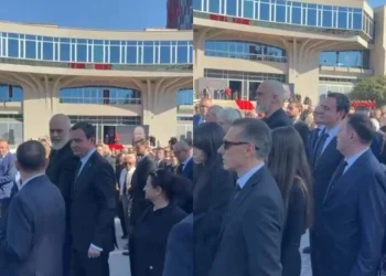 Homazhet për Nanon bashkojnë Kurtin dhe Ramën, shihen krah për krah