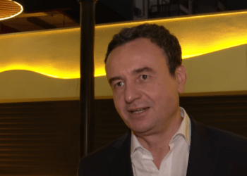 Kurti: Zgjedhje në dhjetor ose në prill, më e favorshme të votohet Glauk Konjufca