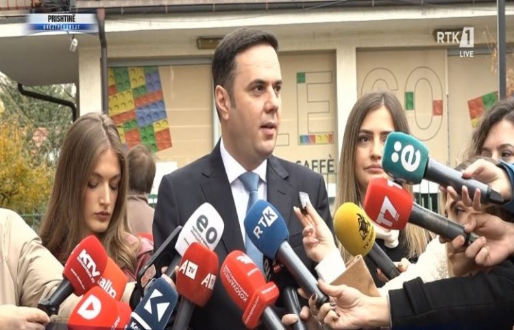 Voton Abdixhiku: Sot është dita kur vendimmarrja i kthehet qytetarit