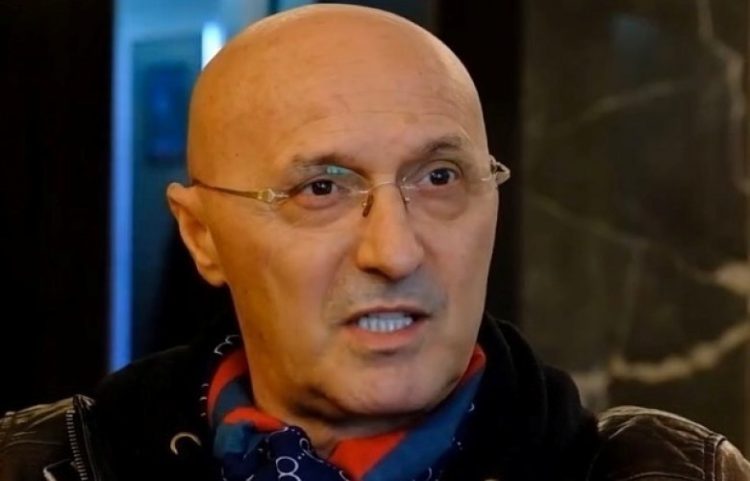 Shehollit i vazhdohet paraburgimi edhe për dy muaji