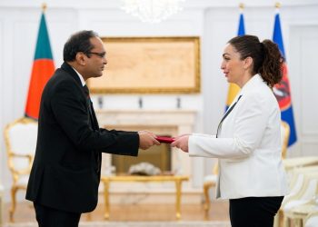Osmani pranon letrat kredenciale nga ambasadori i ri i Bangladeshit