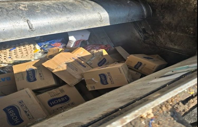 Dogana asgjëson sasi të shamponëve të falsifikuar