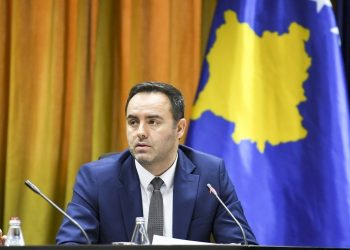 Konjufca ka katër ditë, opozita kërkon zgjedhje