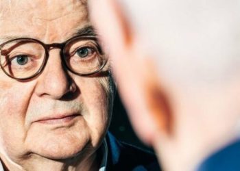Joschka Fischer mbi ndërhyrjen e NATO-s në Kosovë: Duhet t’i përkrahësh ata që luftojnë për liri dhe pavarësi