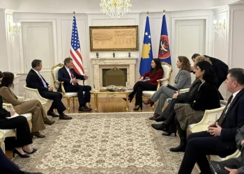 Presidentja Osmani takohet me një delegacion të kongresit amerikan