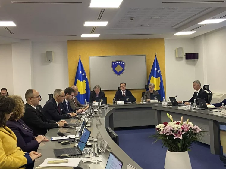 Kurti: Buxheti i mbrojtjes u katërfishua, numri i ushtarëve u dyfishua – vitin e ardhshëm prodhohen municionet e para nga fabrika e re