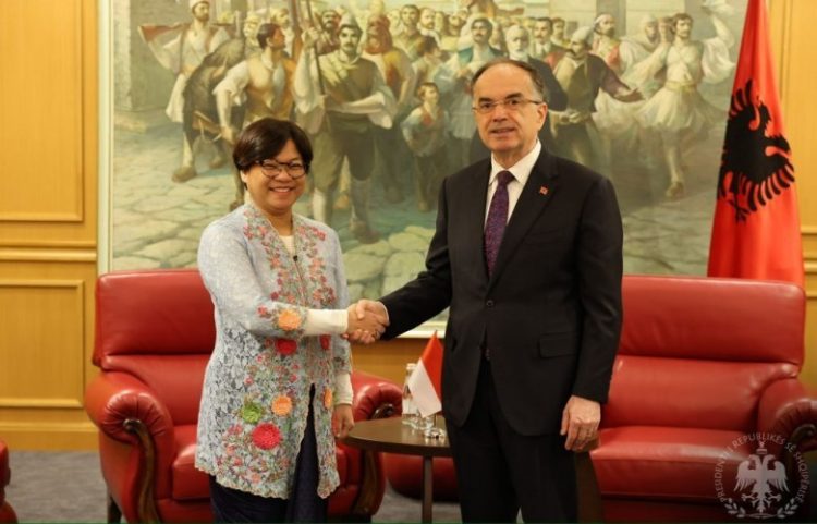 Begaj kërkon nga Indonezia rishikimin e qëndrimit për njohjen e Kosovës
