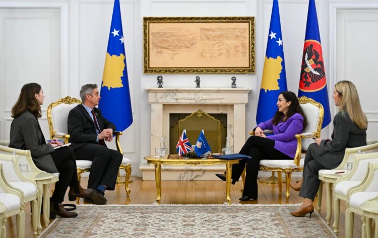 Osmani takon ambasadorin britanik, flasin për zgjedhjet e parakohshme