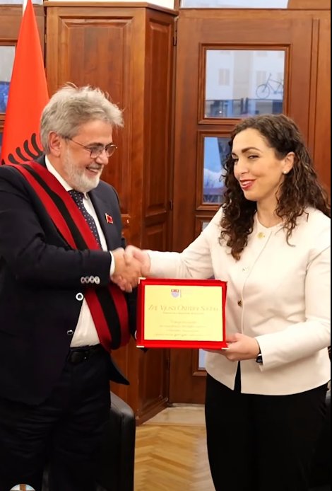 Osmani në Shkodër, kryebashkiaku publikon video me këngë të Shkurte Fejzës