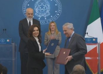 Mbledhja e qeverive Rama-Meloni, firmosen 16 marrëveshjet dhe memorandumet