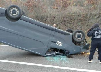 Veta*ksidentohet automjeti i KFOR-it amerikan në rrugën Mitrovicë-Jarinjë, tre të lë*nduar