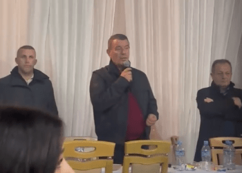 Xhafer Gashi jep dorëheqje nga të gjitha funksionet në LDK