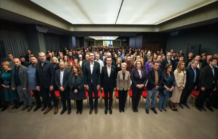 Kurti: Më 9 nëntor në Pejë do të ndodhë kthesa historike