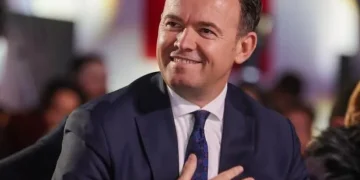 Reagimi i parë i Faton Pecit pasi fitoi Mitrovicën