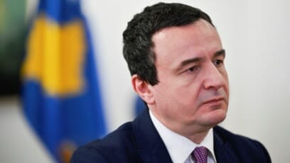 Kryeministri nuk ndahet si kulaç!