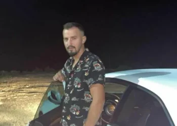 “Gjysma e zemrës sime sot shkoi me ty…” – postimi prekës i bashkëshortes së Driton Morinës, që sot u vr*a në Malishevë nga dhëndri i tij