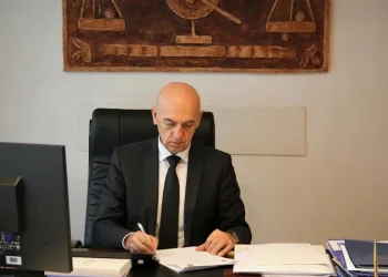 Shkarkimi i Besim Kelmendit, BE kërkon urgjentisht zbatim të reformës në KPK