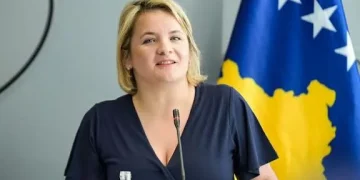 Zv.ministrja Gashi: Respektojmë qëndrimet e ambasadave, por vendimet për Listën Serbe i marrim vet