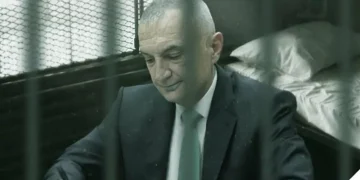 “Meta në izolim ekstrem”, Xhixho: Regjimi i Ramës më keq se i Putinit: Nuk i lejohet komunikimi me mediat