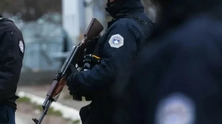Përfundon operacioni policor në Pejë, arrestohet një dyshuar për kr*im të organizuar dhe rrë*mbim