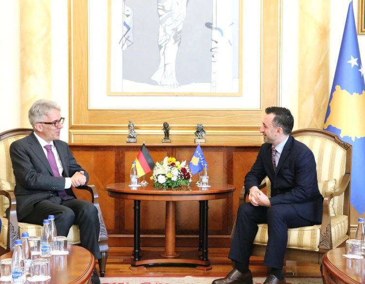 Basha pret ambasadorin gjerman: Kosova i ka përmbushur kushtet për Këshillin e Evropës dhe heqjen e masave