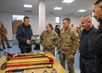 KFOR-i dhuron pajisje për Departamentin e Zjarrfikësve të Prishtinës