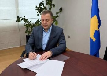 Ministri Sallahu nënshkruan Projektkodin e etikës për Ekspertët Gjyqësorë