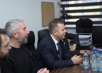 Sallahu në Mitrovicën e Veriut, viziton Qendrën për Punë Sociale