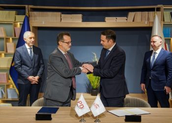 LDK nënshkruan marrëveshje parazgjedhore me PD-në dhe AKR-në