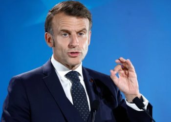 Macron: Në 2026 adoleshentët francezë s`do të kenë qasje në rrjetet sociale