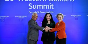 Osmani udhëton në Bruksel, merr pjesë në Samitin BE-Ballkani Perëndimor