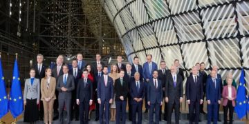 Bashkëpunim rajonal dhe dialog Kosovë-Serbi në fokus të BE-së