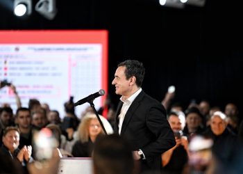 Kurti në Prishtinë premton 1 miliard investime në prodhimtari dhe ushtri