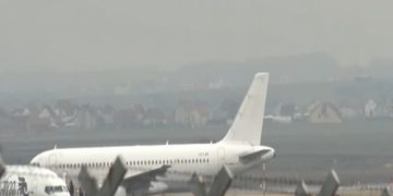 Rreth 500 mijë hyrje në Kosovë gjatë festave, rritje 8% e udhëtarëve ajrorë