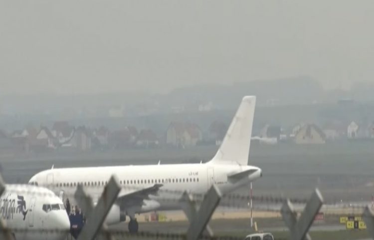 Rreth 500 mijë hyrje në Kosovë gjatë festave, rritje 8% e udhëtarëve ajrorë