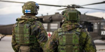 KFOR-i zhvillon stërvitje me helikopterin Black Hawk në Kampin Bondsteel