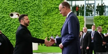 Nisin zyrtarisht bisedimet për armëpushim në Ukrainë/ SHBA, Europa dhe Kievi takohen në Berlin