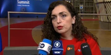 Osmani para Samitit në Bruksel thotë se ka “elemente pozitive” në diskutimet për heqjen e masave