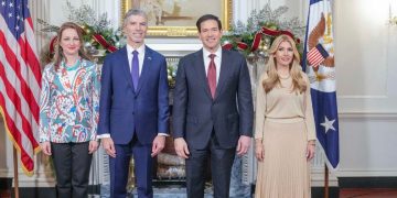 Ambasadori i Kosovës në SHBA merr pjesë në pritjen e Sekretarit Rubio për festat e fundvitit