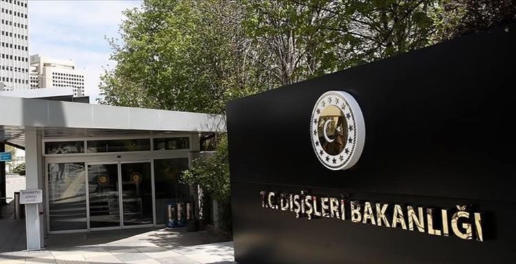 Turqia thërret përfaqësuesit diplomatikë të Ukrainës dhe Rusisë në vend pas sulmeve në Detin e Zi