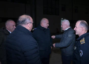 Sveçla viziton pikën kufitare në Merdare, thekson mobilizimin për pritjen e mërgatës