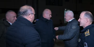 Sveçla viziton pikën kufitare në Merdare, thekson mobilizimin për pritjen e mërgatës