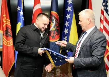 Maqedonci takon ish-ushtarakun Rizah Ahmeti: Bashkë na lidh ideali për shërbim ndaj Kosovës