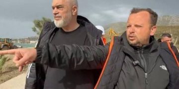 Jep dorëheqje nënkryetari i bashkisë së Vlorës