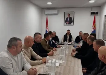 Kryetarët e Listës Serbe pasi rimarrin pushtetin në veri i raportojnë Petkoviqit në Rashkë